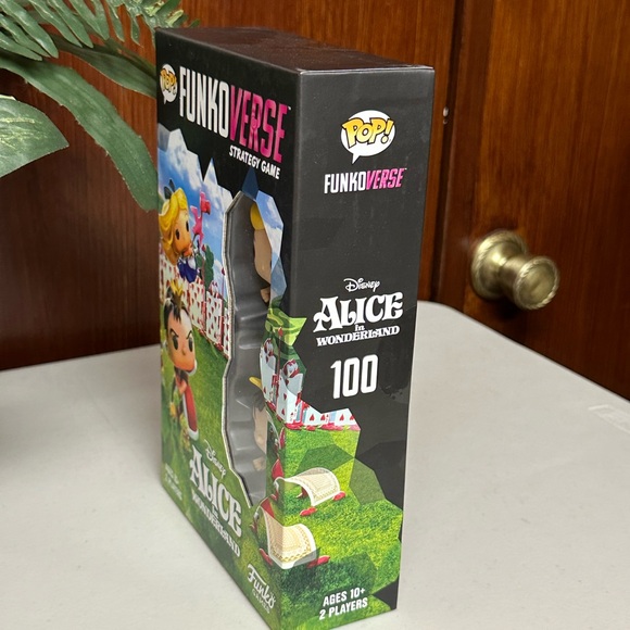 Funko Funkoverse Alice in Wonderland Chase Board Game - Picture 8 of 12